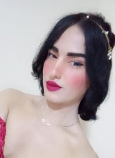 Nour - Acompañantes transexual in Muscat Photo 1 of 3