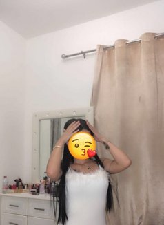 Nour Moroccan - puta in Ajmān Photo 2 of 3