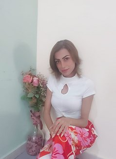 Nour - puta in Beirut Photo 7 of 9