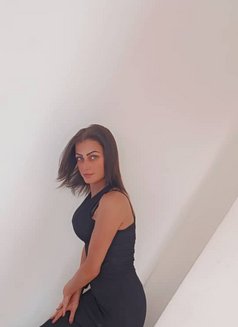 Nour - puta in Beirut Photo 2 of 8