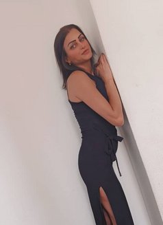 Nour - puta in Beirut Photo 3 of 8