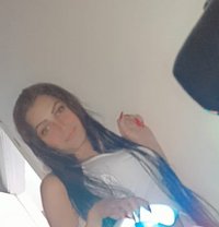 Nour - puta in Beirut Photo 7 of 8