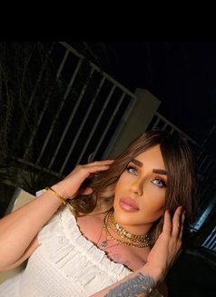 Nour - Acompañantes transexual in Dubai Photo 6 of 7