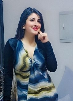 Noura Kazem - escort in Cairo Photo 3 of 10