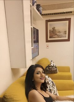 Noura Kazem - escort in Cairo Photo 4 of 10