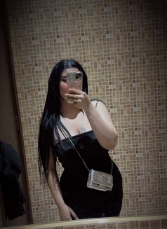 نورا - escort in Jeddah Photo 2 of 7