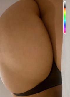 Nouraa - escort in Riyadh Photo 2 of 6