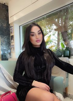 Noure Ts - Transsexual escort in Tunis Photo 2 of 4