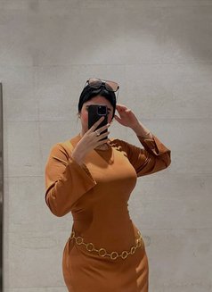 Nourhan - escort agency in Cairo Photo 2 of 3