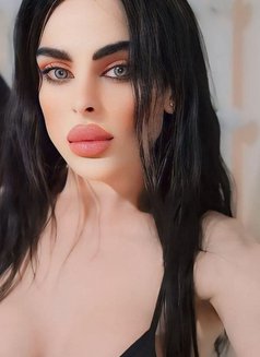 Nourhan - Transsexual escort agency in Beirut Photo 30 of 30