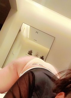 Nouri - Male escort in Riyadh Photo 2 of 6