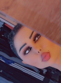 Nouuf Xl - Transsexual escort in İstanbul Photo 3 of 18