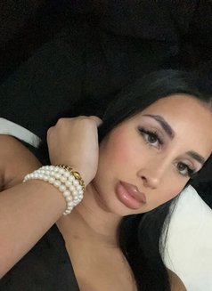 Nova - escort in Hong Kong Photo 1 of 5