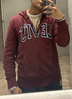 Novaxx - Male escort in Noida Photo 1 of 1