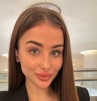 Gloria - escort in Dubai
