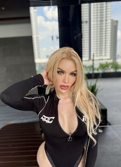 Fil/Aussie Wild Domn. - Transsexual escort in Hong Kong Photo 24 of 27