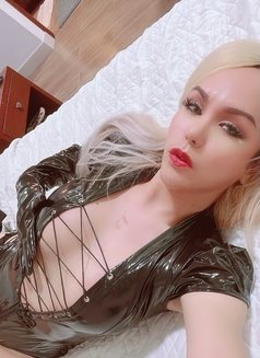 JUST ARRIVED TS ALYSA BIG COCK - Transsexual escort in Macao Photo 20 of 20