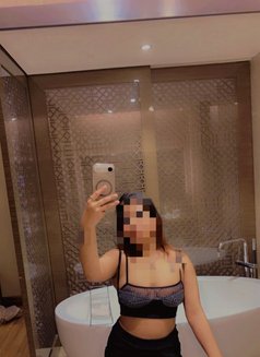 Now just cam session available - escort in Kolkata Photo 5 of 6