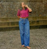 Nowty Shenu(cam Queen) - puta in Kandy