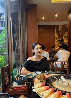 Noya Cecilia indonesia hot girl - escort in Singapore Photo 8 of 9