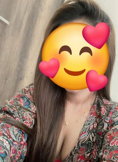 Noya Independent Real Meet Cam Show - escort in Chennai Photo 4 of 5