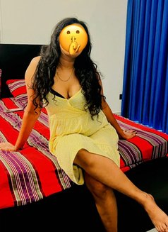 Noyomi Independent New Girl - puta in Colombo Photo 4 of 7