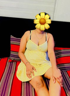 Noyomi Independent New Girl - puta in Colombo Photo 6 of 7