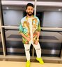 Nri Male Currently in Delhi - Acompañantes masculino in New Delhi Photo 1 of 4