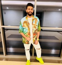 Nri Male Currently in Delhi - Male escort in New Delhi