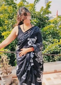 ❣️Nude Cam ❣️ Real Meet ❣️ - puta in Chennai Photo 2 of 3