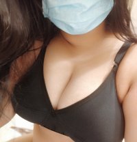 Nude Webcam Service - Masajista in Navi Mumbai