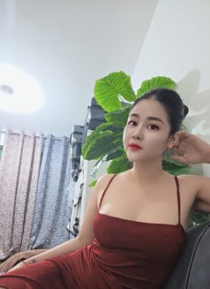 Nue Gfe - escort in Abu Dhabi Photo 3 of 7