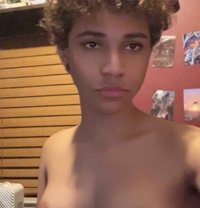 Nuella - escort in Dammam