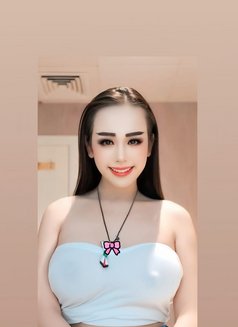 Nueng Nueng - Transsexual escort in Abu Dhabi Photo 9 of 24