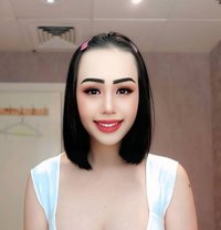 Nueng Nueng - Acompañantes transexual in Abu Dhabi