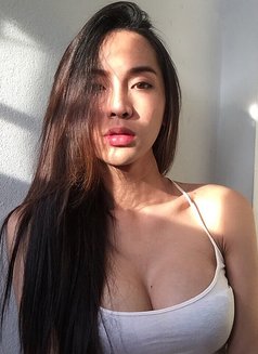 Nueyxxx - Acompañantes transexual in Bangkok Photo 15 of 16