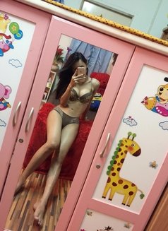 Nueyxxx - Transsexual escort in Bangkok Photo 13 of 18
