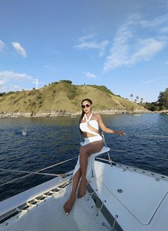 Nuianantaya - masseuse in Phuket Photo 7 of 17