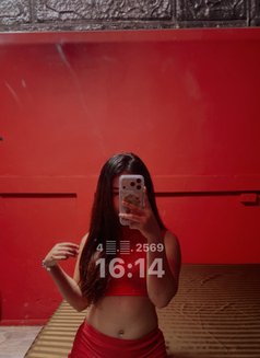 Numnim - companion in Pattaya Photo 7 of 7