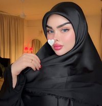 Nuna - puta in Jeddah