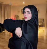 Nuna - puta in Jeddah