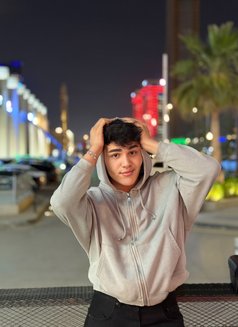 SHAMS new number NOW JEDDAH - Male escort in Jeddah Photo 5 of 7