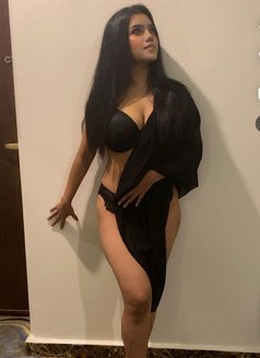 Nura New - companion in Dammam Photo 6 of 7