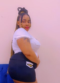 Nura - escort in Riyadh Photo 4 of 5