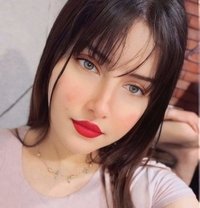 تعال إلى من سيأتي ليمتصني قليلاً - Agencia de putas in Doha