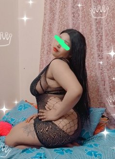 Nuria - escort in Muscat Photo 4 of 4