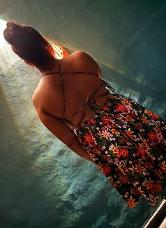 2 in 1 Nuru & Full body Massage - masseuse in Colombo Photo 30 of 30