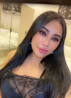 NURU Gel sensual Romantic Swedishmassage - escort in Muscat Photo 10 of 10