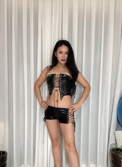 NURU massage Mistress independent - dominatrix in Dubai Photo 12 of 20