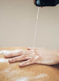 Nuru Masseuse Colombo - masseur in Colombo Photo 1 of 3